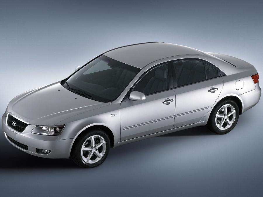  Hyundai Sonata 2004 года  (фото 52 из 58)